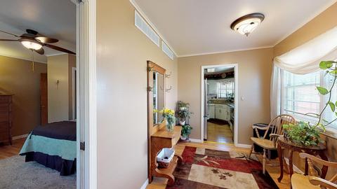 655 E Lincoln Ave, Des Plaines, IL 60018 photo 6