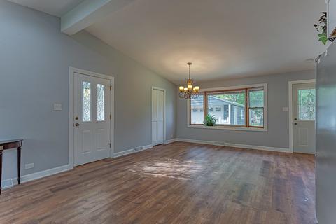4003 Wren Ln, Rolling Meadows, IL 60008 photo 9