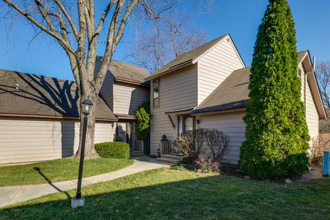 663 Beth Ct, Gurnee, IL 60031 photo 2