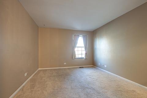 663 Beth Ct, Gurnee, IL 60031 photo 10