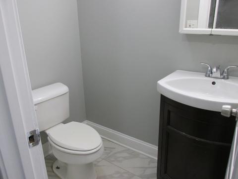 2170 Hebron Ave, Zion, IL 60099 photo 5
