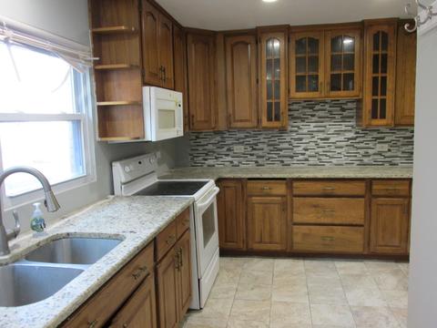 2170 Hebron Ave, Zion, IL 60099 photo 2