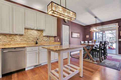 2110 Glacier Ct, Algonquin, IL 60102 photo 13