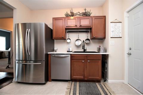1042 S 3rd Ave, Kankakee, IL 60901 photo 7