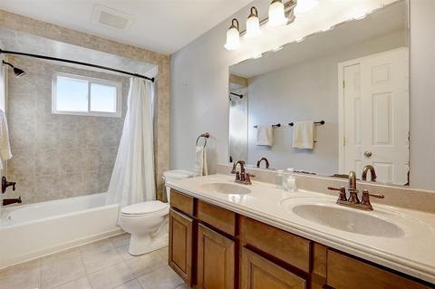 5161 Deerpath Rd, Oak Forest, IL 60452 photo 8