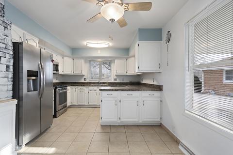 142 Robinson Dr, Morris, IL 60450 photo 10