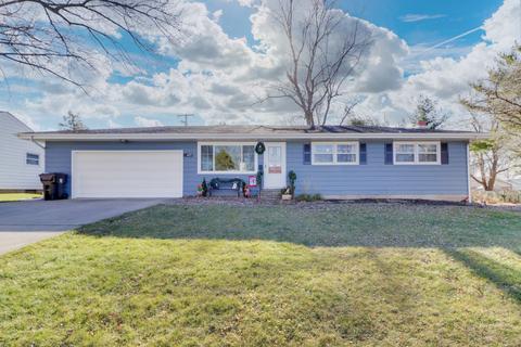 417 Bradley Ln, Normal, IL 61761 photo 1