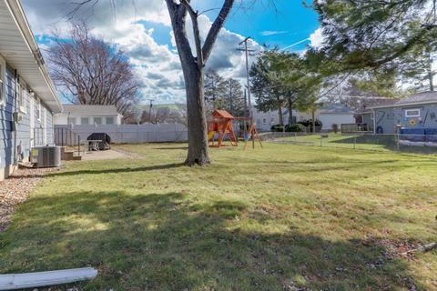417 Bradley Ln, Normal, IL 61761 photo 35