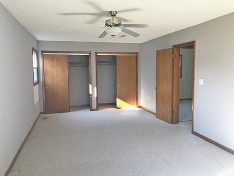 324 S Main St, Walnut, IL 61376 photo 14