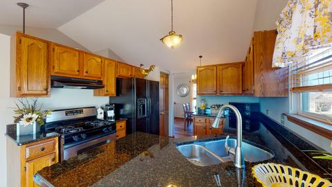 1149 Spring Creek Rd, Elgin, IL 60120 photo 13