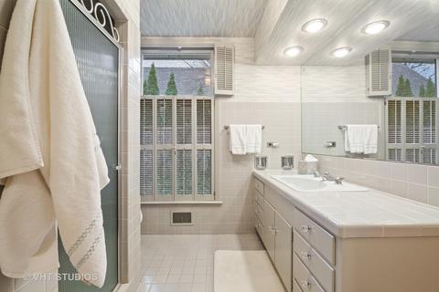 1122 Mohawk Rd, Wilmette, IL 60091 photo 14