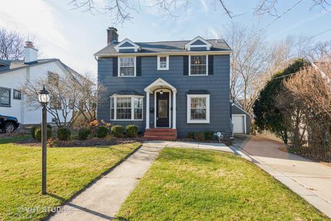 720 Forrest Ave, Geneva, IL 60134 photo 1
