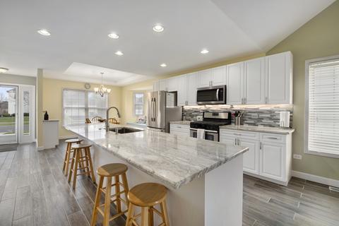 15942 Fairfield Dr, Plainfield, IL 60586 photo 4