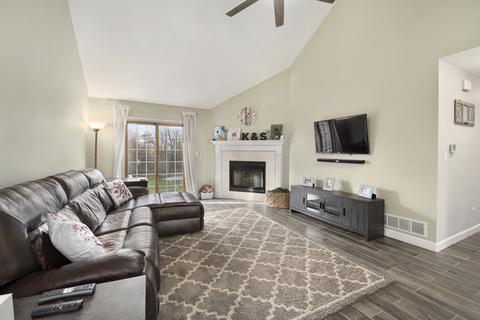 15942 Fairfield Dr, Plainfield, IL 60586 photo 9