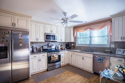 4107 Ruby St, Schiller Park, IL 60176 photo 5
