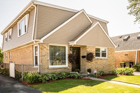 4107 Ruby St, Schiller Park, IL 60176 photo 2