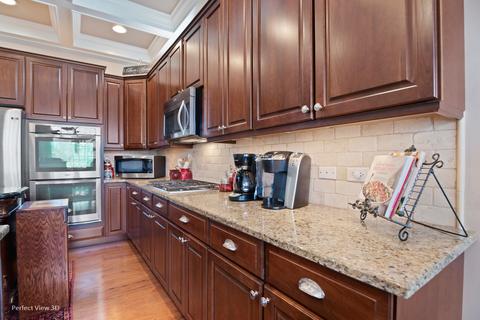 3882 Valhalla Dr, Elgin, IL 60124 photo 3