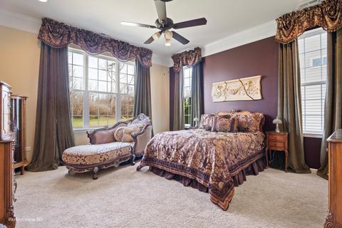 3882 Valhalla Dr, Elgin, IL 60124 photo 7