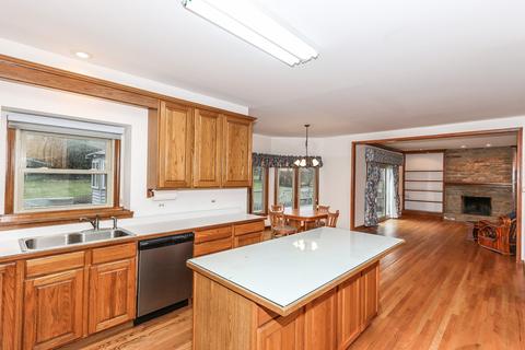 3530 Lakeview Dr, Algonquin, IL 60102 photo 11