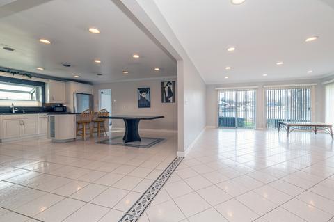 1417 N River Rd, Mchenry, IL 60051 photo 8