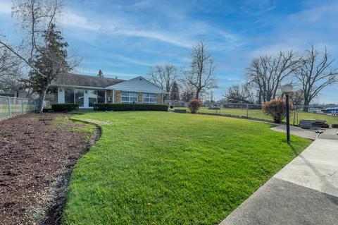 1417 N River Rd, Mchenry, IL 60051 photo 2