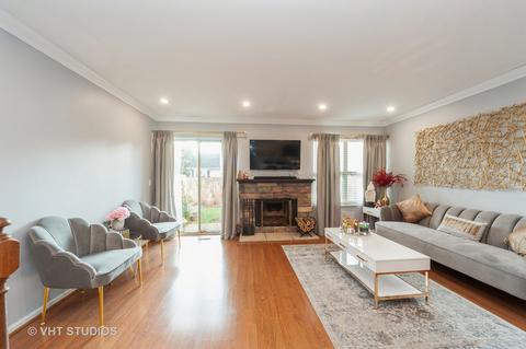 954 Ridgefield Ln, Wheeling, IL 60090 photo 3
