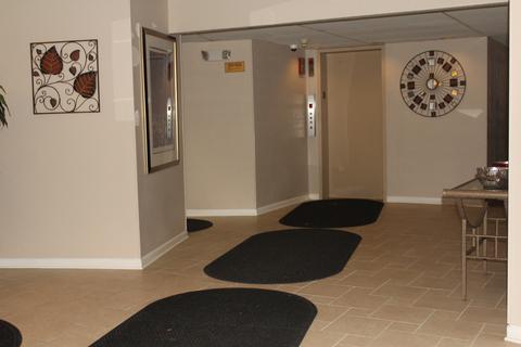 1450 Sandpebble Dr #218, Wheeling, IL 60090 photo 2