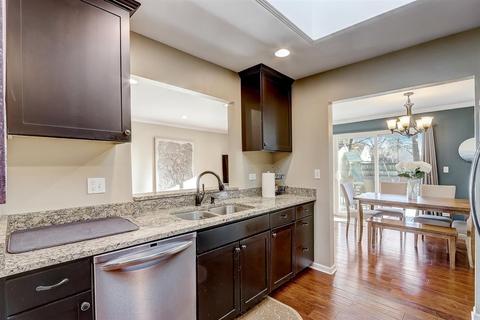 1614 E Illinois St, Wheaton, IL 60187 photo 10