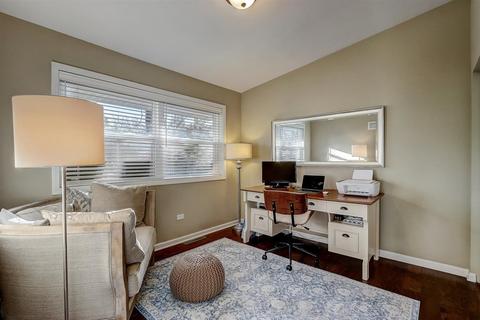 1614 E Illinois St, Wheaton, IL 60187 photo 12