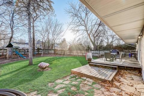 1614 E Illinois St, Wheaton, IL 60187 photo 27