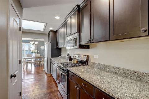 1614 E Illinois St, Wheaton, IL 60187 photo 11