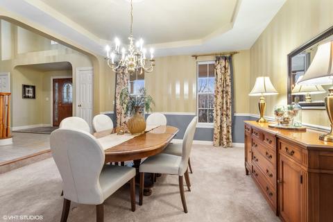 223 Bridle Path Ct, Fox River Grove, IL 60021 photo 4