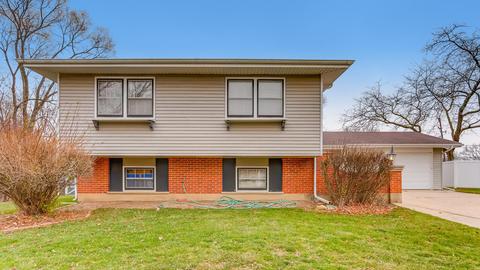 1575 Edgefield Ln, Hoffman Estates, IL 60169 photo 2