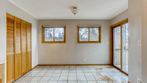 1575 Edgefield Ln, Hoffman Estates, IL 60169 photo 13