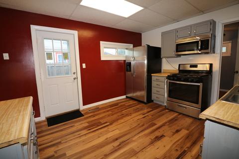 613 E Macon St, Clinton, IL 61727 photo 12