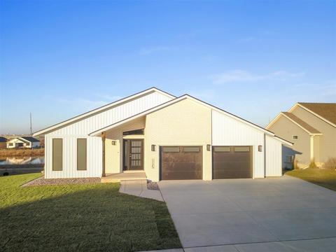 1125 Travertine Rd, Normal, IL 61761 photo 2