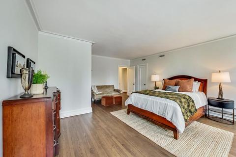 20 E Cedar St #6F, Chicago, IL 60611 photo 32