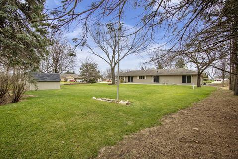 1396 Tyler Ln, Elgin, IL 60123 photo 36