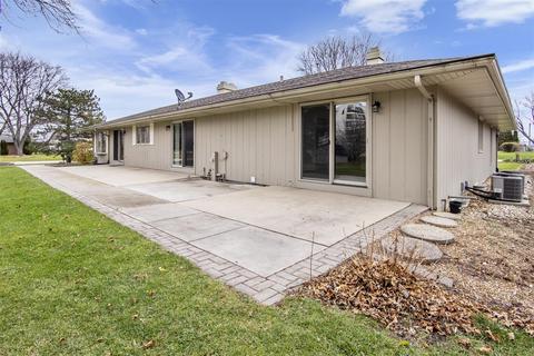 1396 Tyler Ln, Elgin, IL 60123 photo 34
