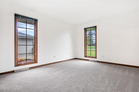 1396 Tyler Ln, Elgin, IL 60123 photo 29