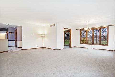 1396 Tyler Ln, Elgin, IL 60123 photo 7