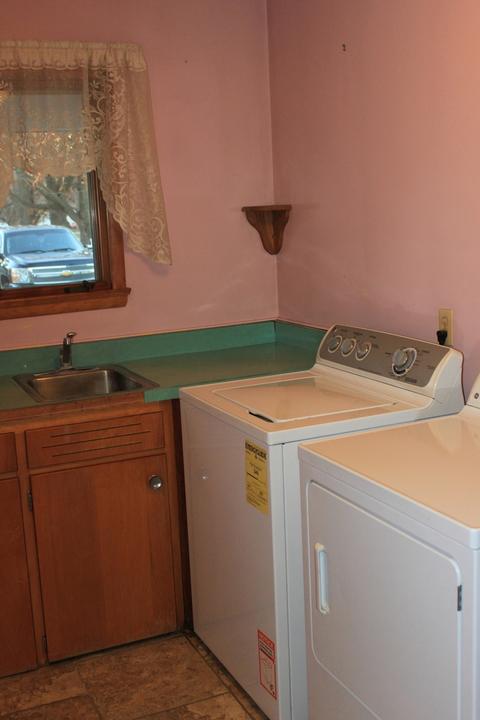 301 E 2nd St, Tampico, IL 61283 photo 11