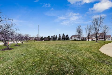 261 Comstock Dr, Elgin, IL 60124 photo 40