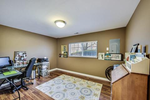 261 Comstock Dr, Elgin, IL 60124 photo 30