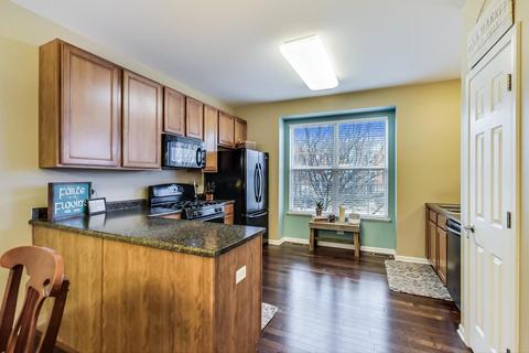 261 Comstock Dr, Elgin, IL 60124 photo 11