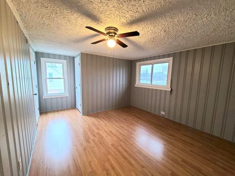 7752 Suburban Ln, Bridgeview, IL 60455 photo 24