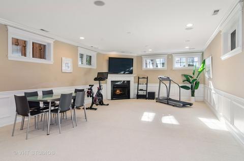 1908 W Barry Ave, Chicago, IL 60657 photo 21