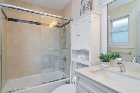 1908 W Barry Ave, Chicago, IL 60657 photo 20