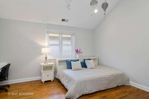 1908 W Barry Ave, Chicago, IL 60657 photo 17