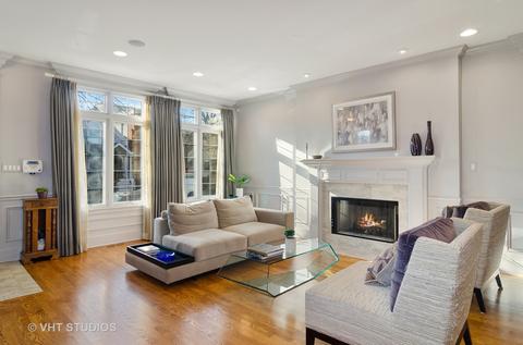 1908 W Barry Ave, Chicago, IL 60657 photo 4